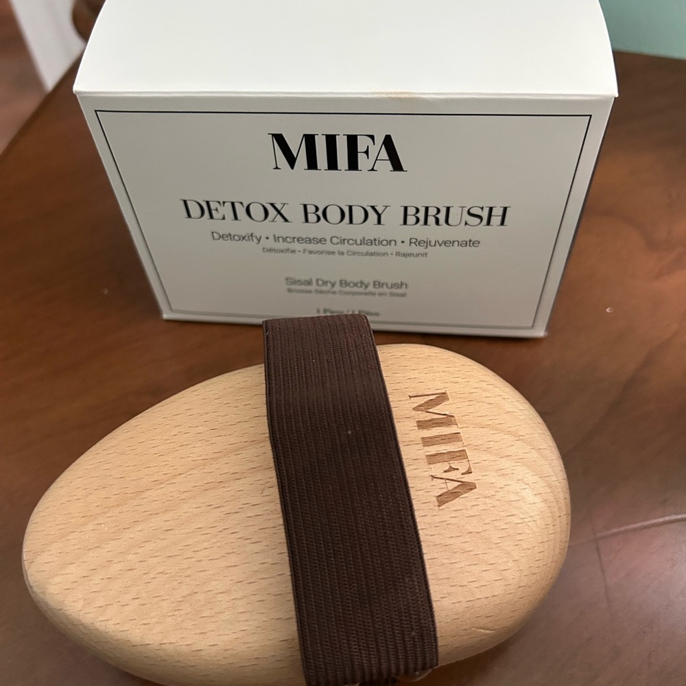 MIFA Detox Body Brush with Strap